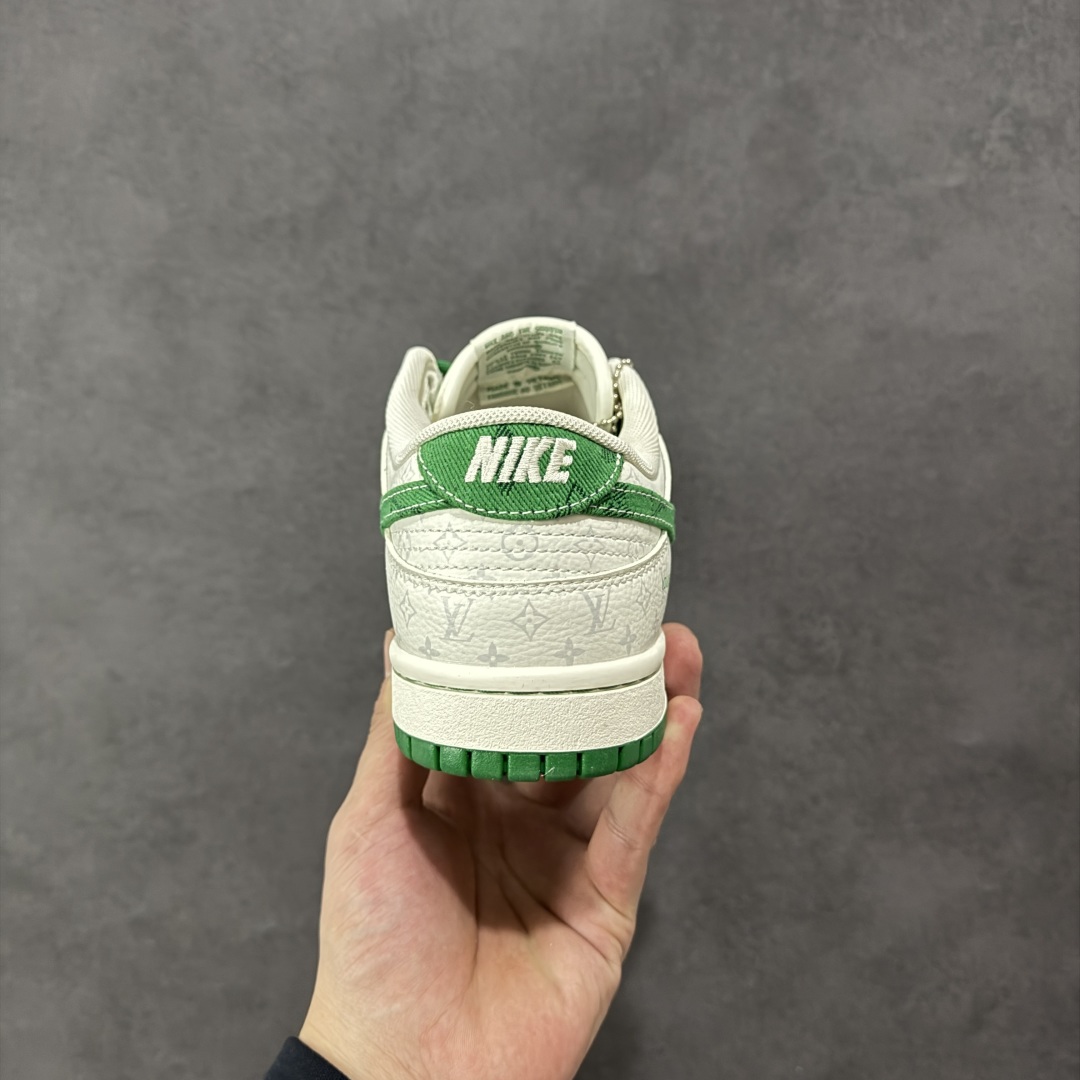 图片[4]-【定制版】Nike SB Dunk Low LV联名 绿色牛仔 周年高端定制 低帮休闲板鞋 SC9772-805  #定制鞋盒 大厂纯原品质出货 超高清洁度 皮料切割干净无任何毛边 细节完美   尺码：36 36.5 37.5 38 38.5 39 40 40.5 41 42 42.5 43 44 44.5 45-选品中心