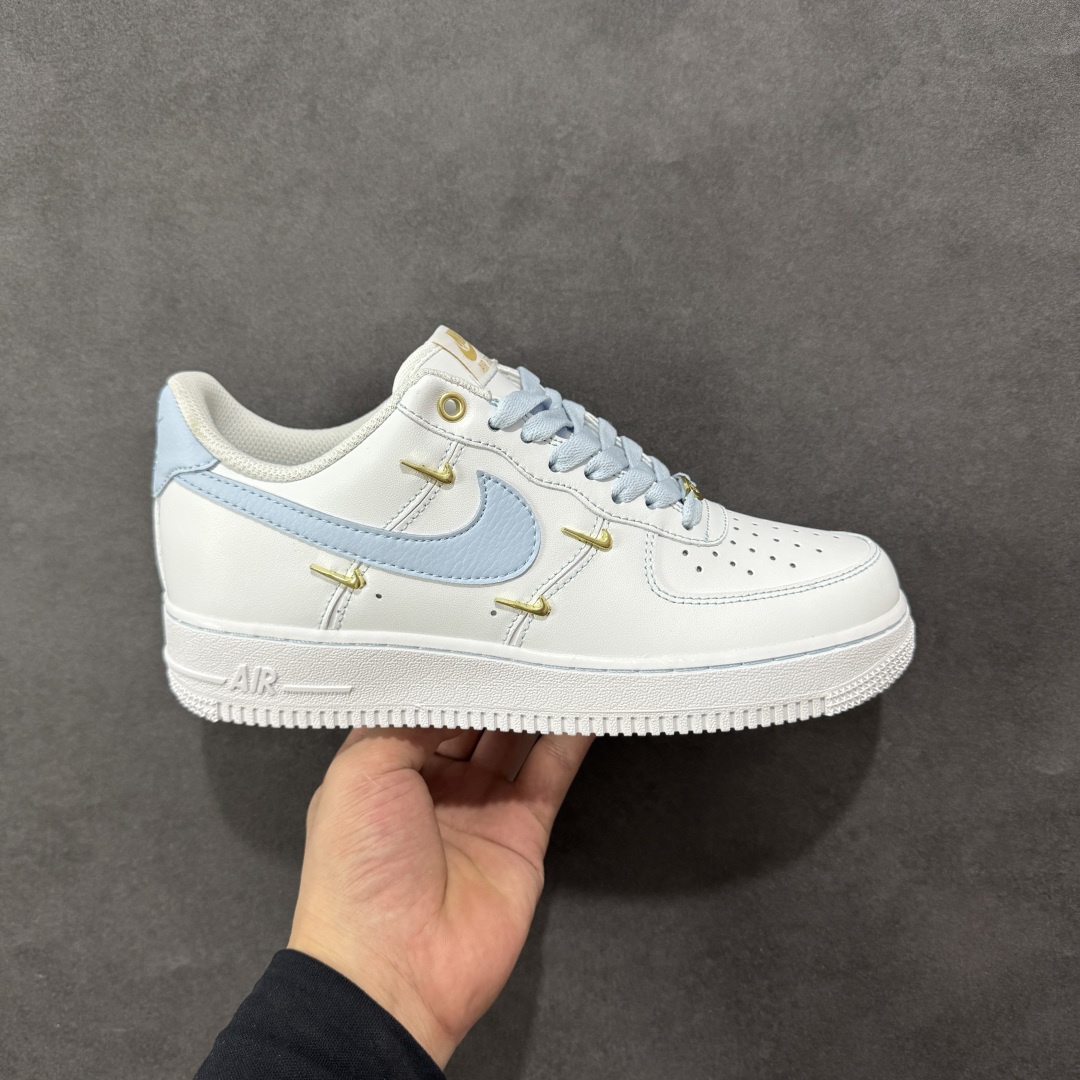 【定制版】Nike Air Force 1\'07 Low 官方爆款定制 二次元主题 四勾天蓝 空军一号低帮休闲板鞋 ZH0316-084  #定制皮料 定制鞋盒 原楦原纸板 纯正空军版型 内置全掌气垫  尺码:36 36.5 37.5 38 38.5 39 40 40.5 41 42 42.5 43 44 44.5 45-选品中心
