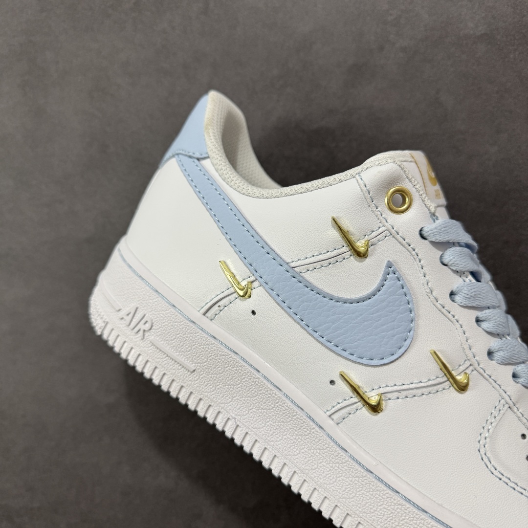 图片[6]-【定制版】Nike Air Force 1\’07 Low 官方爆款定制 二次元主题 四勾天蓝 空军一号低帮休闲板鞋 ZH0316-084  #定制皮料 定制鞋盒 原楦原纸板 纯正空军版型 内置全掌气垫  尺码：36 36.5 37.5 38 38.5 39 40 40.5 41 42 42.5 43 44 44.5 45-选品中心