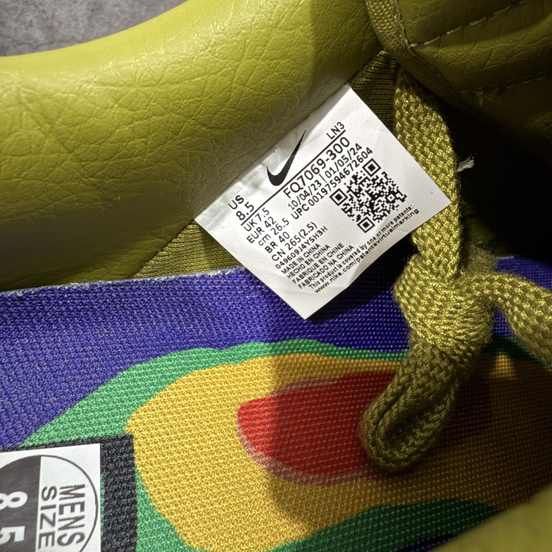 图片[6]-【S2纯原】CPFM x NK Air Force 1 Low 空军一号系列低帮 S2纯原生产线出品 经典百搭休闲运动板鞋“联名放大补丁字母”近日，A$AP Bari 在其官方社交媒体上预告了 Cactus Plant Flea Market(CPFM) 和 Nike Air Force 1 Low 的全新配色。 #此次全新推出的紫色和苔藓绿配色，保留了原始黑白版本的标志性风格，均采用皮革鞋面、尼龙鞋舌、带有反光底衬的「AIR SUNSHINE」及同色 AF1 橡胶鞋底。 货号：FQ7069-300 尺码：36 36.5 37.5 38 38.5 39 40 40.5 41 42 42.5 43 44 44.5 45 46 47.5-选品中心