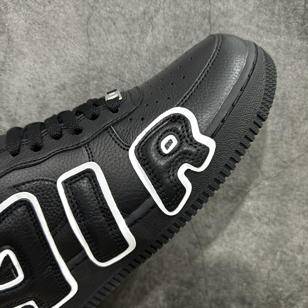 图片[6]-【S2纯原】CPFM x NK Air Force 1 07 Low 空军一号系列低帮 S2纯原生产线出品 经典百搭休闲运动板鞋“联名放大补丁字母”近日，A$AP Bari 在其官方社交媒体上预告了 Cactus Plant Flea Market(CPFM) 和 Nike Air Force 1 Low 的全新配色。 #此次全新推出的紫色和苔藓绿配色，保留了原始黑白版本的标志性风格，均采用皮革鞋面、尼龙鞋舌、带有反光底衬的「AIR SUNSHINE」及同色 AF1 橡胶鞋底。 货号：DC4457-001 尺码：39 40 40.5 41 42 42.5 43 44 44.5 45 46 47.5-选品中心