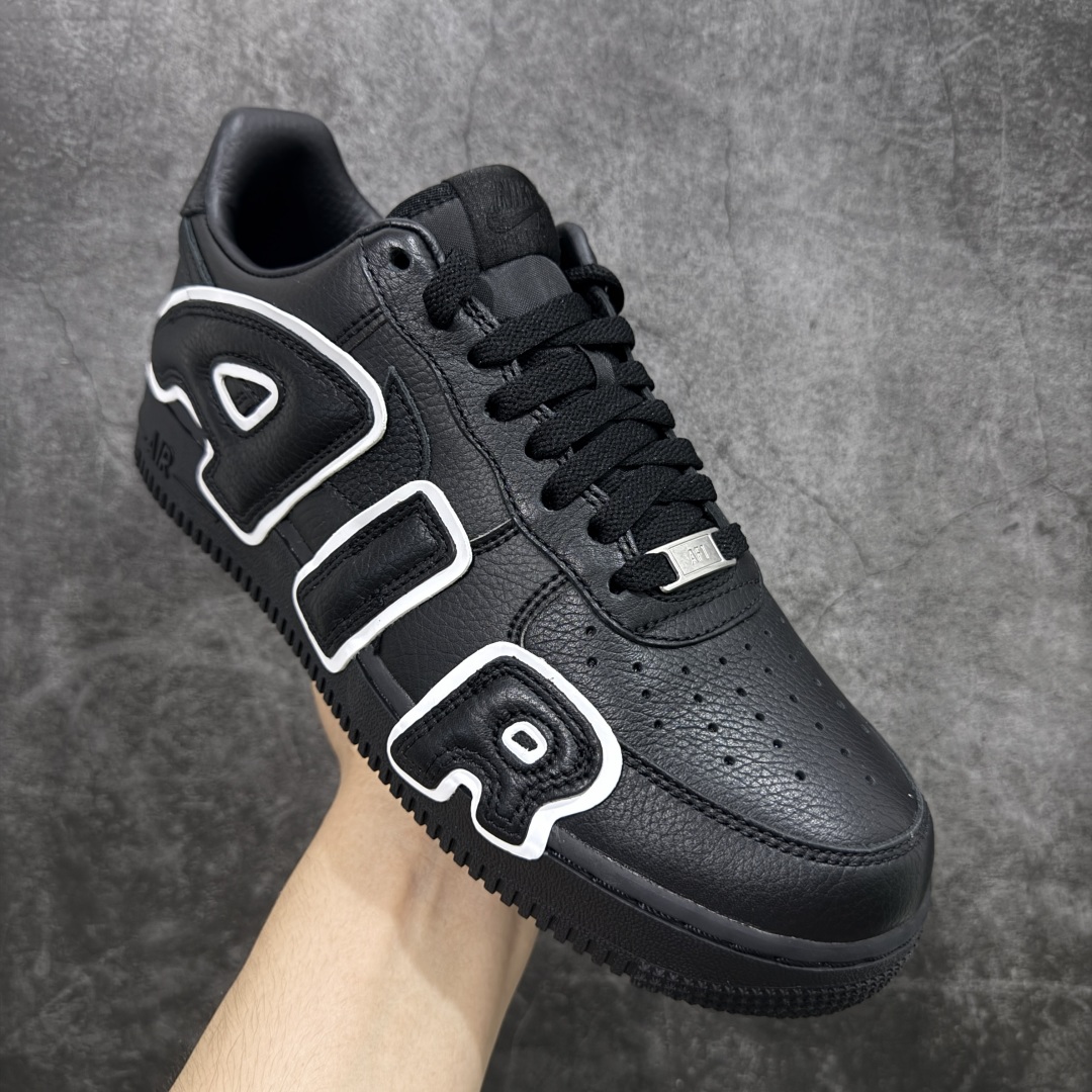 图片[3]-【S2纯原】CPFM x NK Air Force 1 07 Low 空军一号系列低帮 S2纯原生产线出品 经典百搭休闲运动板鞋“联名放大补丁字母”近日，A$AP Bari 在其官方社交媒体上预告了 Cactus Plant Flea Market(CPFM) 和 Nike Air Force 1 Low 的全新配色。 #此次全新推出的紫色和苔藓绿配色，保留了原始黑白版本的标志性风格，均采用皮革鞋面、尼龙鞋舌、带有反光底衬的「AIR SUNSHINE」及同色 AF1 橡胶鞋底。 货号：DC4457-001 尺码：39 40 40.5 41 42 42.5 43 44 44.5 45 46 47.5-选品中心