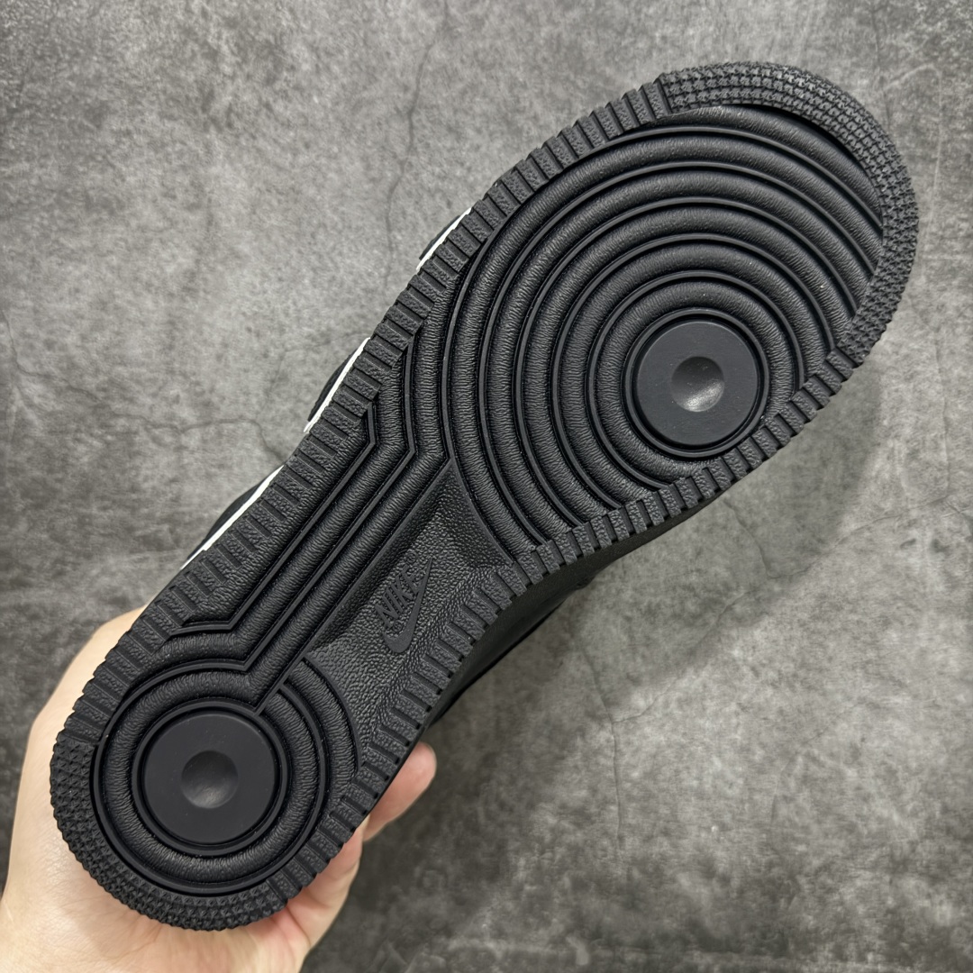 图片[9]-【S2纯原】CPFM x NK Air Force 1 07 Low 空军一号系列低帮 S2纯原生产线出品 经典百搭休闲运动板鞋“联名放大补丁字母”近日，A$AP Bari 在其官方社交媒体上预告了 Cactus Plant Flea Market(CPFM) 和 Nike Air Force 1 Low 的全新配色。 #此次全新推出的紫色和苔藓绿配色，保留了原始黑白版本的标志性风格，均采用皮革鞋面、尼龙鞋舌、带有反光底衬的「AIR SUNSHINE」及同色 AF1 橡胶鞋底。 货号：DC4457-001 尺码：39 40 40.5 41 42 42.5 43 44 44.5 45 46 47.5-选品中心