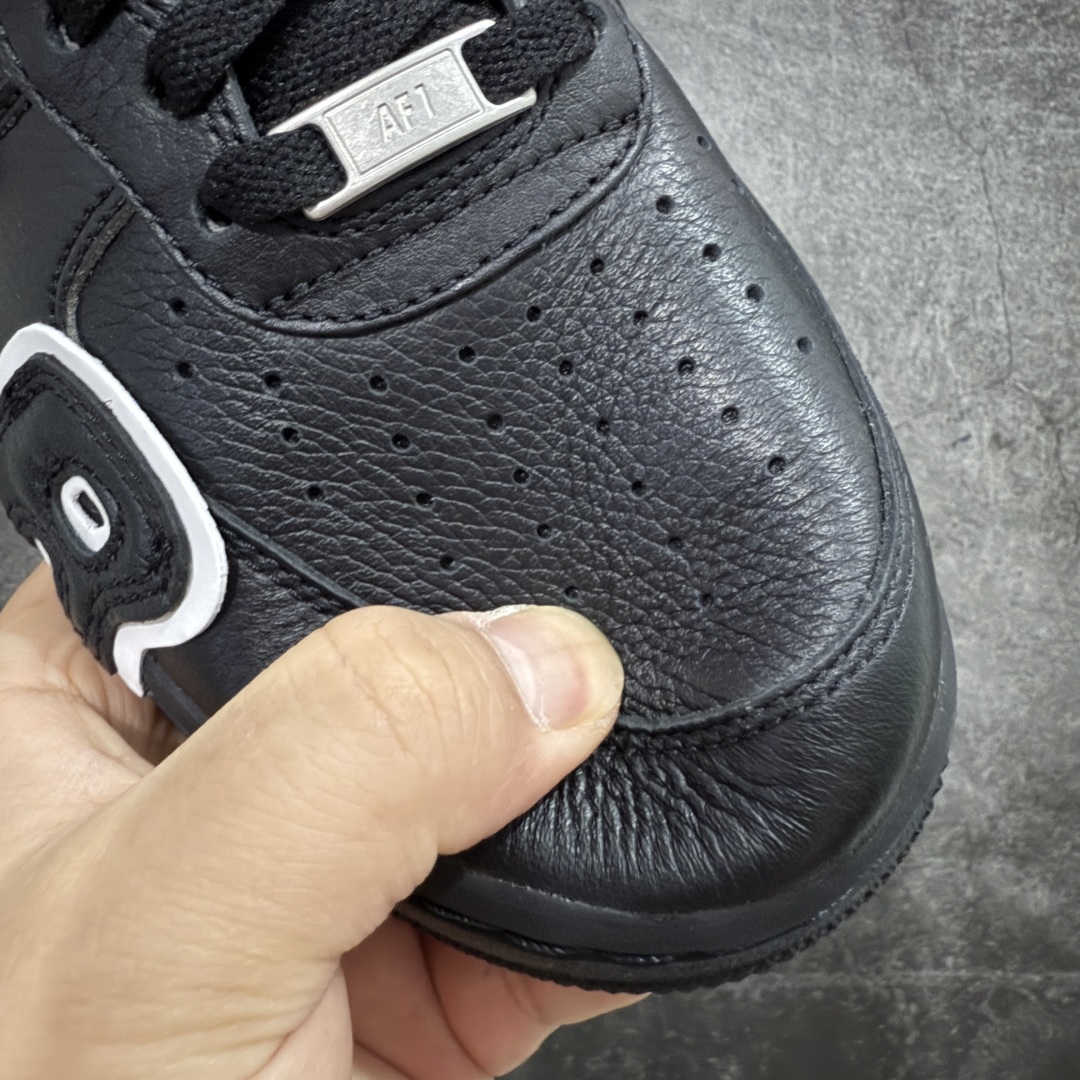 图片[4]-【S2纯原】CPFM x NK Air Force 1 07 Low 空军一号系列低帮 S2纯原生产线出品 经典百搭休闲运动板鞋“联名放大补丁字母”近日，A$AP Bari 在其官方社交媒体上预告了 Cactus Plant Flea Market(CPFM) 和 Nike Air Force 1 Low 的全新配色。 #此次全新推出的紫色和苔藓绿配色，保留了原始黑白版本的标志性风格，均采用皮革鞋面、尼龙鞋舌、带有反光底衬的「AIR SUNSHINE」及同色 AF1 橡胶鞋底。 货号：DC4457-001 尺码：39 40 40.5 41 42 42.5 43 44 44.5 45 46 47.5-选品中心