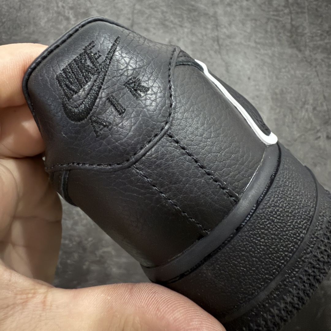 图片[2]-【S2纯原】CPFM x NK Air Force 1 07 Low 空军一号系列低帮 S2纯原生产线出品 经典百搭休闲运动板鞋“联名放大补丁字母”近日，A$AP Bari 在其官方社交媒体上预告了 Cactus Plant Flea Market(CPFM) 和 Nike Air Force 1 Low 的全新配色。 #此次全新推出的紫色和苔藓绿配色，保留了原始黑白版本的标志性风格，均采用皮革鞋面、尼龙鞋舌、带有反光底衬的「AIR SUNSHINE」及同色 AF1 橡胶鞋底。 货号：DC4457-001 尺码：39 40 40.5 41 42 42.5 43 44 44.5 45 46 47.5-选品中心