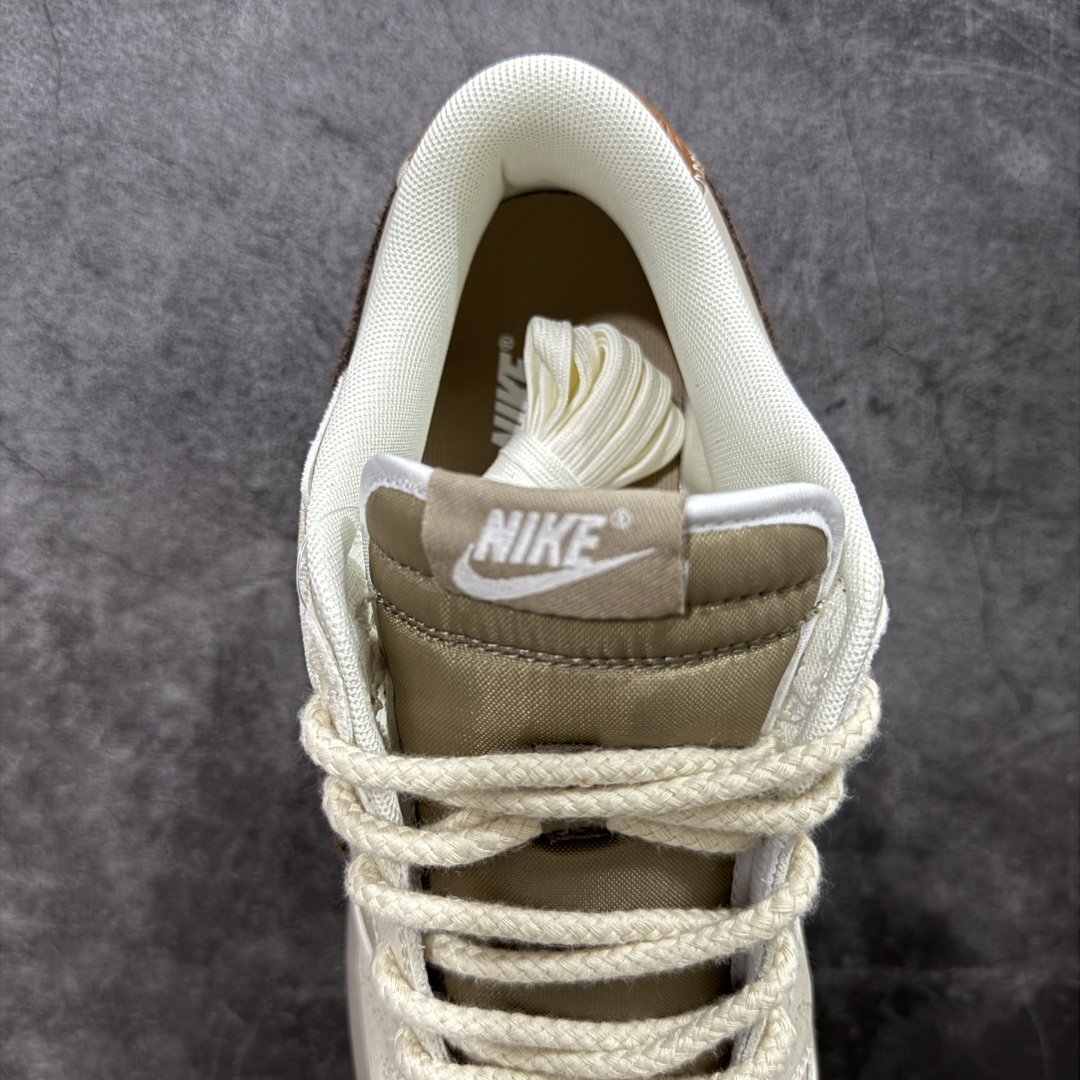  
【礼盒版】Nike Dunk Low 熊猫恶作剧-恋语
独家正确版本 原鞋开发 品质、细节 完美复刻