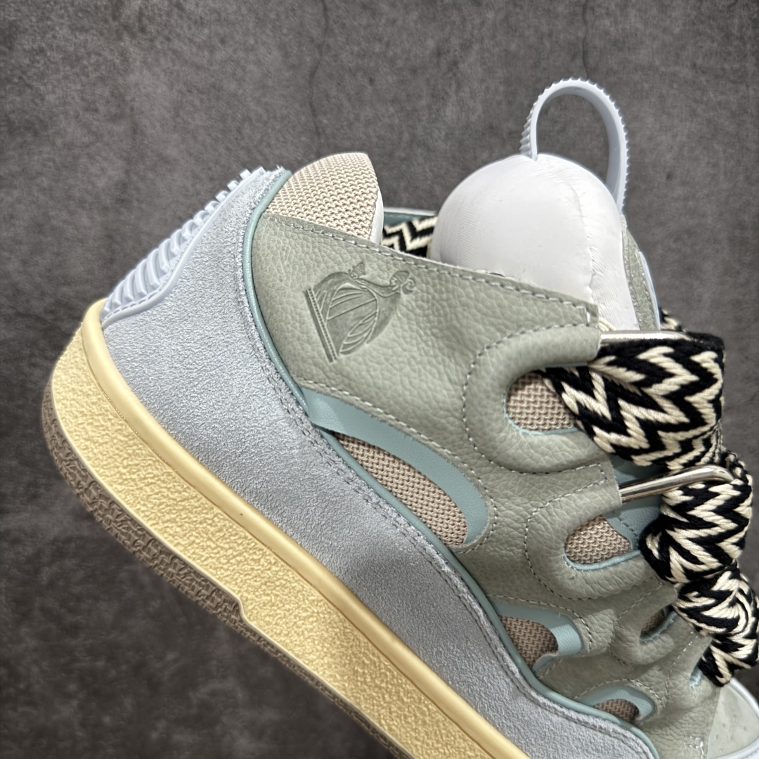 图片[7]-【X1莞产顶级】 原版一比一开发 高订制版全网独家 市售顶级版本 外贸鬼佬指令订单最大到47 Lanvin Curb Sneakers 浪凡面包鞋 基础款经典色东莞纯原 高端定制版 LANVIN浪凡三代 最新走秀款Curb系列 休闲运动面包鞋 官网一出热度火爆整个全球 各大网红也疯狂上脚 原版一比一开模重工艺制作 全鞋身采用东莞代工厂进口牛皮/环保牛反绒 进口电脑针车 数控针距精准无差 鞋头面冲孔整齐利落 金钢网织物 随机3D电喷泼墨 原磨具私模双色TPU大底 内里柔软透气太空棉面料 原版一致定制鞋带 全套原版一致包装。 尺码：35 36 37 38 39 40 41 42 43 44 45 46 47-选品中心