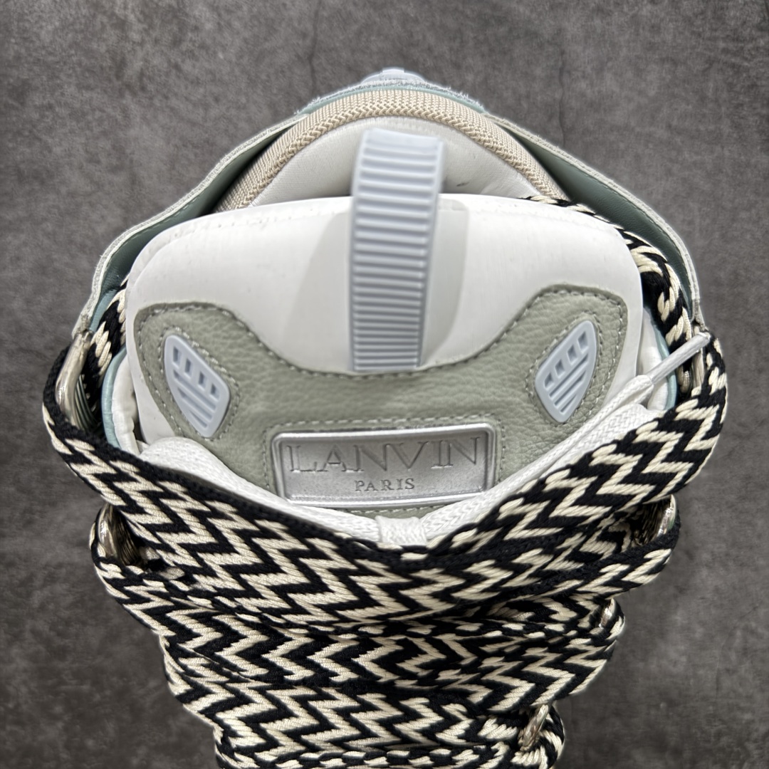 图片[8]-【X1莞产顶级】 原版一比一开发 高订制版全网独家 市售顶级版本 外贸鬼佬指令订单最大到47 Lanvin Curb Sneakers 浪凡面包鞋 基础款经典色东莞纯原 高端定制版 LANVIN浪凡三代 最新走秀款Curb系列 休闲运动面包鞋 官网一出热度火爆整个全球 各大网红也疯狂上脚 原版一比一开模重工艺制作 全鞋身采用东莞代工厂进口牛皮/环保牛反绒 进口电脑针车 数控针距精准无差 鞋头面冲孔整齐利落 金钢网织物 随机3D电喷泼墨 原磨具私模双色TPU大底 内里柔软透气太空棉面料 原版一致定制鞋带 全套原版一致包装。 尺码：35 36 37 38 39 40 41 42 43 44 45 46 47-选品中心