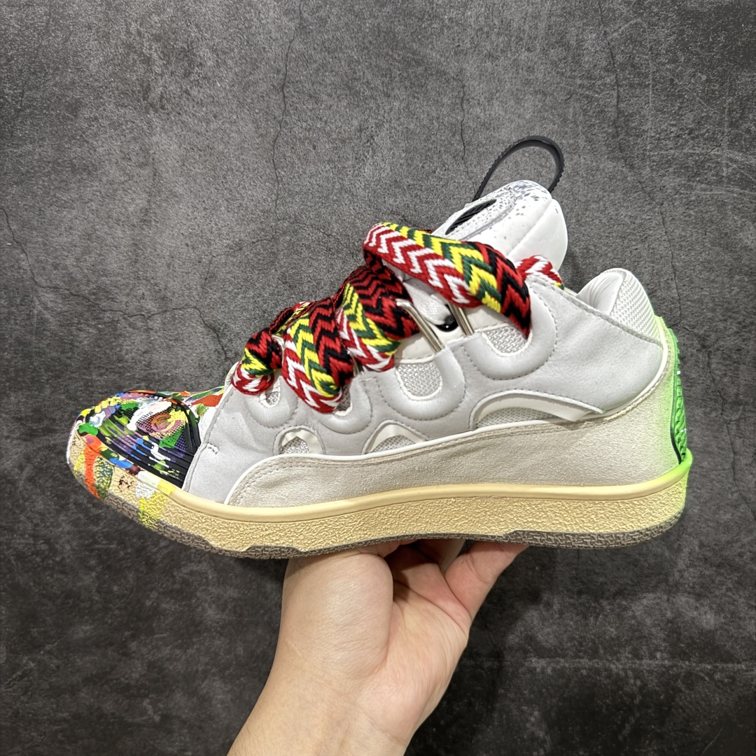 图片[2]-【X1莞产顶级】原版一比一开发 高订制版全网独家 市售顶级版本 外贸鬼佬指令订单最大到47 Lanvin Curb Sneakers 浪凡面包鞋 泼墨色东莞纯原 高端定制版 LANVIN浪凡三代 最新走秀款Curb系列 休闲运动面包鞋 官网一出热度火爆整个全球 各大网红也疯狂上脚 原版一比一开模重工艺制作 全鞋身采用东莞代工厂进口牛皮/环保牛反绒 进口电脑针车 数控针距精准无差 鞋头面冲孔整齐利落 金钢网织物 随机3D电喷泼墨 原磨具私模双色TPU大底 内里柔软透气太空棉面料 原版一致定制鞋带 全套原版一致包装。 尺码：35 36 37 38 39 40 41 42 43 44 45 46 47-选品中心