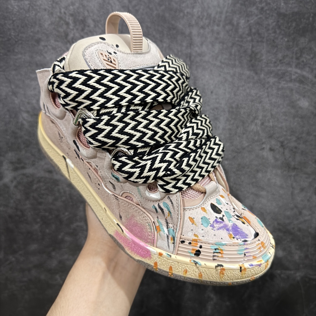 图片[3]-【X1莞产顶级】原版一比一开发 高订制版全网独家 市售顶级版本 外贸鬼佬指令订单最大到47 Lanvin Curb Sneakers 浪凡面包鞋 泼墨色东莞纯原 高端定制版 LANVIN浪凡三代 最新走秀款Curb系列 休闲运动面包鞋 官网一出热度火爆整个全球 各大网红也疯狂上脚 原版一比一开模重工艺制作 全鞋身采用东莞代工厂进口牛皮/环保牛反绒 进口电脑针车 数控针距精准无差 鞋头面冲孔整齐利落 金钢网织物 随机3D电喷泼墨 原磨具私模双色TPU大底 内里柔软透气太空棉面料 原版一致定制鞋带 全套原版一致包装。 尺码：35 36 37 38 39 40 41 42 43 44 45 46 47-选品中心