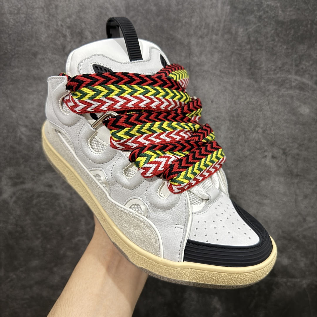 图片[3]-【X1莞产顶级】 原版一比一开发 高订制版全网独家 市售顶级版本 外贸鬼佬指令订单最大到47 Lanvin Curb Sneakers 浪凡面包鞋 基础款经典色东莞纯原 高端定制版 LANVIN浪凡三代 最新走秀款Curb系列 休闲运动面包鞋 官网一出热度火爆整个全球 各大网红也疯狂上脚 原版一比一开模重工艺制作 全鞋身采用东莞代工厂进口牛皮/环保牛反绒 进口电脑针车 数控针距精准无差 鞋头面冲孔整齐利落 金钢网织物 随机3D电喷泼墨 原磨具私模双色TPU大底 内里柔软透气太空棉面料 原版一致定制鞋带 全套原版一致包装。 尺码：35 36 37 38 39 40 41 42 43 44 45 46 47-选品中心