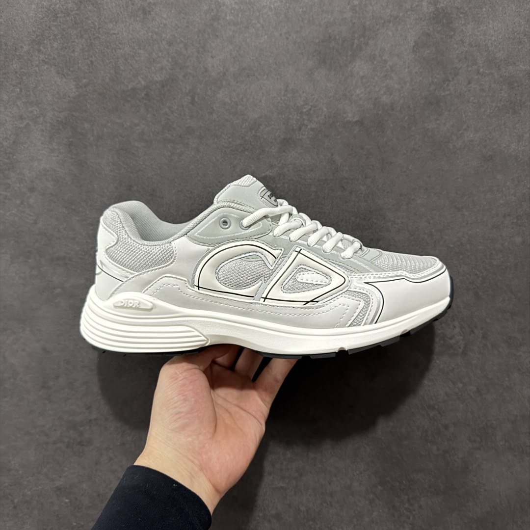 【公司级版本】迪奥/Dior B30 Low-Top Sneaker B30系列低帮经典老爹风系带复古休闲运动慢跑鞋 #原楦原纸版数据开发 #采用粒面牛剖革组合网织布鞋面材质 #正确吸汗网布贴合海玻璃CD压纹鞋垫 #独家开发TPU弹力中底组合TR光泽耐韧锯齿橡胶大底❗️ 尺码:40 41 42 43 44 45 46-选品中心