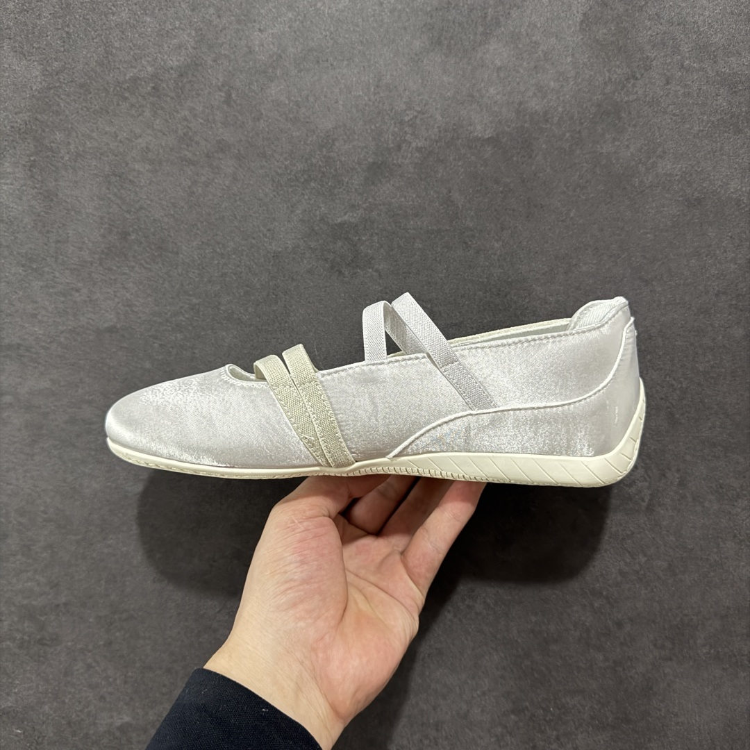 图片[2]-【公司级】Puma Speedcat 舒适百搭 低帮 芭蕾鞋 #朴彩英 rose 同款 白色配色甜酷感拉满 低帮设计超显脚踝纤细，上脚轻盈又舒适。不管日常出街还是运动都适配，防滑耐磨超抗造。 尺码：36 37.5 38 38.5 39 40-选品中心