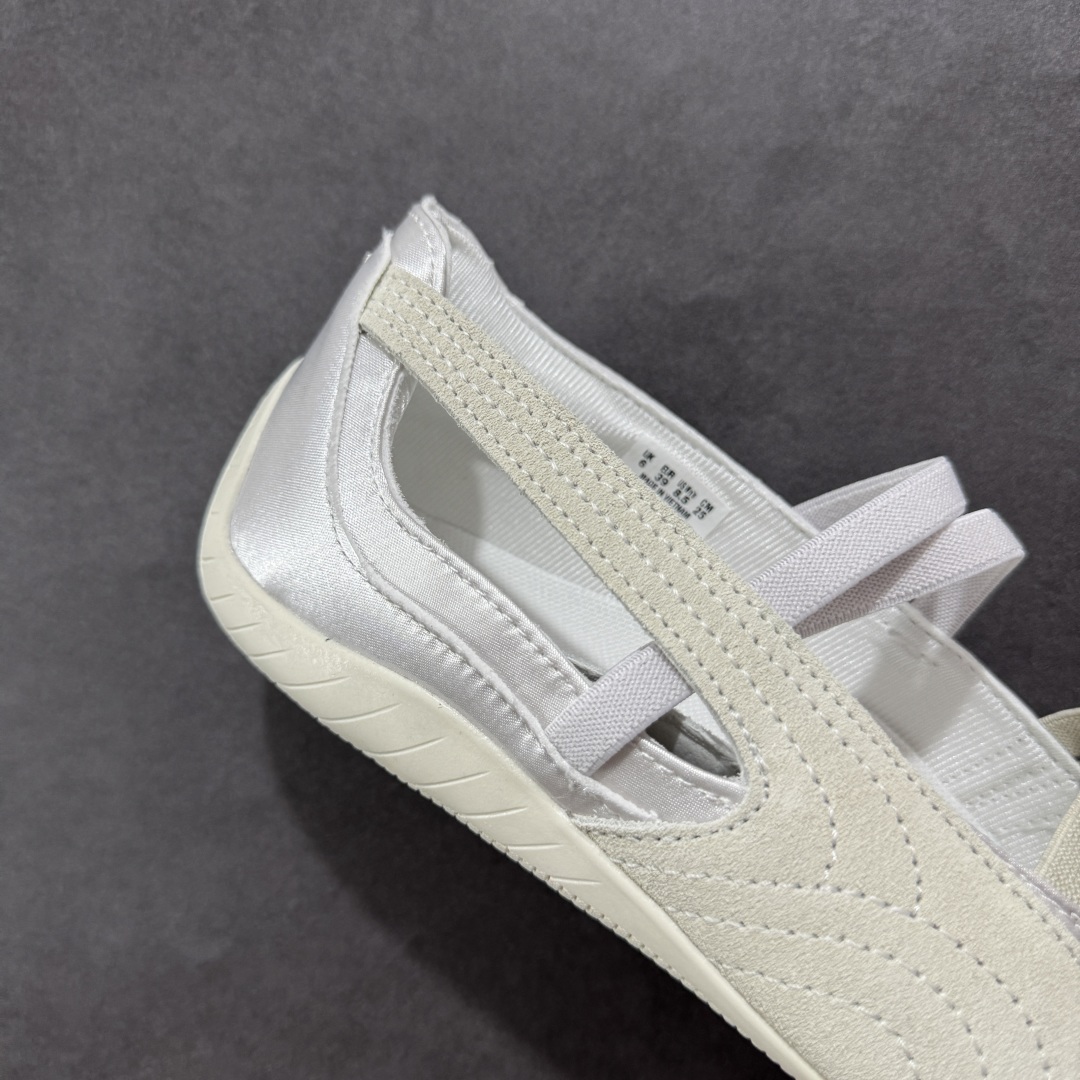 图片[6]-【公司级】Puma Speedcat 舒适百搭 低帮 芭蕾鞋 #朴彩英 rose 同款 白色配色甜酷感拉满 低帮设计超显脚踝纤细，上脚轻盈又舒适。不管日常出街还是运动都适配，防滑耐磨超抗造。 尺码：36 37.5 38 38.5 39 40-选品中心