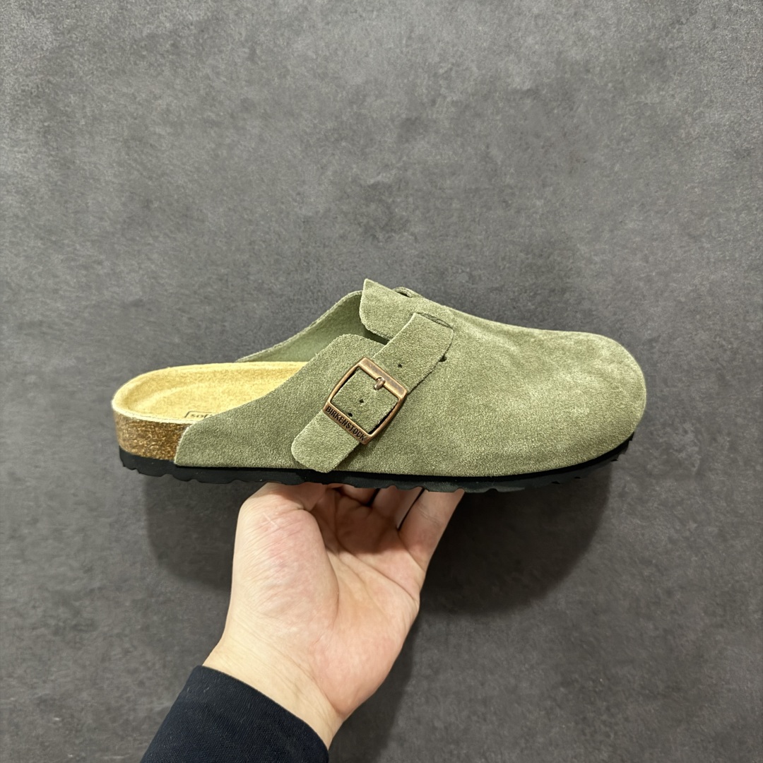 【广东顶级版】德国百年知名鞋履品牌·博肯Birkenstock 勃肯包拖系列 牛皮绒面革平底复古软木休闲鞋 勃肯包拖 市面顶级版本 原产品质 采用质地柔软牛皮绒面革 植入羊羔毛鞋垫和里衬材质 中底搭载缓震软木橡胶 尺码:35 36 37 38 39 40 41 42 43 44 45 46-选品中心
