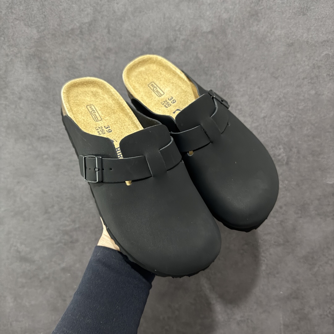 图片[6]-【广东顶级版】德国百年知名鞋履品牌·博肯Birkenstock 勃肯包拖系列 牛皮绒面革平底复古软木休闲鞋 勃肯包拖 市面顶级版本 原产品质 采用质地柔软牛皮绒面革 植入羊羔毛鞋垫和里衬材质 中底搭载缓震软木橡胶 尺码：35 36 37 38 39 40 41 42 43 44 45 46-选品中心
