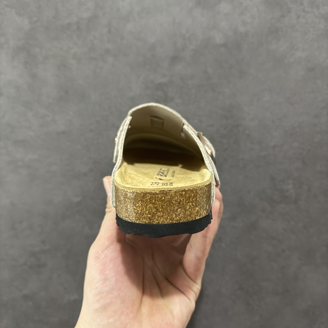 图片[4]-【广东顶级版】德国百年知名鞋履品牌·博肯Birkenstock 勃肯包拖系列 牛皮绒面革平底复古软木休闲鞋 勃肯包拖 市面顶级版本 原产品质 采用质地柔软牛皮绒面革 植入羊羔毛鞋垫和里衬材质 中底搭载缓震软木橡胶 尺码：35 36 37 38 39 40 41 42 43 44 45 46-选品中心