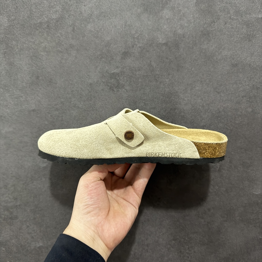 图片[2]-【广东顶级版】德国百年知名鞋履品牌·博肯Birkenstock 勃肯包拖系列 牛皮绒面革平底复古软木休闲鞋 勃肯包拖 市面顶级版本 原产品质 采用质地柔软牛皮绒面革 植入羊羔毛鞋垫和里衬材质 中底搭载缓震软木橡胶 尺码：35 36 37 38 39 40 41 42 43 44 45 46-选品中心