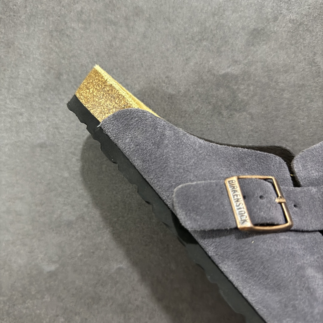 图片[6]-【广东顶级版】德国百年知名鞋履品牌·博肯Birkenstock 勃肯包拖系列 牛皮绒面革平底复古软木休闲鞋 勃肯包拖 市面顶级版本 原产品质 采用质地柔软牛皮绒面革 植入羊羔毛鞋垫和里衬材质 中底搭载缓震软木橡胶 尺码：35 36 37 38 39 40 41 42 43 44 45 46-选品中心