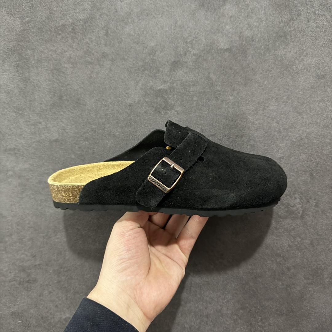 【广东顶级版】德国百年知名鞋履品牌·博肯Birkenstock 勃肯包拖系列 牛皮绒面革平底复古软木休闲鞋 勃肯包拖 市面顶级版本 原产品质 采用质地柔软牛皮绒面革 植入羊羔毛鞋垫和里衬材质 中底搭载缓震软木橡胶 尺码:35 36 37 38 39 40 41 42 43 44 45 46-选品中心