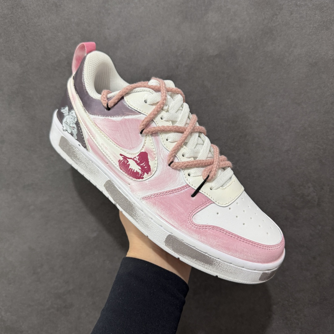 图片[3]-【定制版】NK Court Vision 1 “镜之魅影”手绘涂鸦定制板鞋 BQ5448-216 在那幽谧昏暗的房间里，一面古老的镜子静静伫立，镜面斑驳，裂痕交错，镜之魅影，它不仅是一面镜子的神秘力量，更是我们内心深处对自我的追寻和探索。 尺码：36 36.5 37.5 38 38.5 39 40 40.5 41 42 42.5 43 44 44.5 45-选品中心