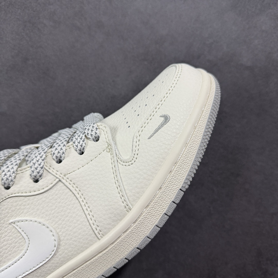 图片[5]-【定制版】Air Jordan 1 Low AJ1 乔1耐克联名 简约米灰底 高端定制 低帮复古篮球鞋 XX3168-187  #定制鞋盒 大厂纯原品质出货 超高清洁度 皮料切割干净无任何毛边 细节完美   尺码：36 36.5 37.5 38 36.5 39 40 40.5 41 42 42.5 43 44 44.5 45-选品中心