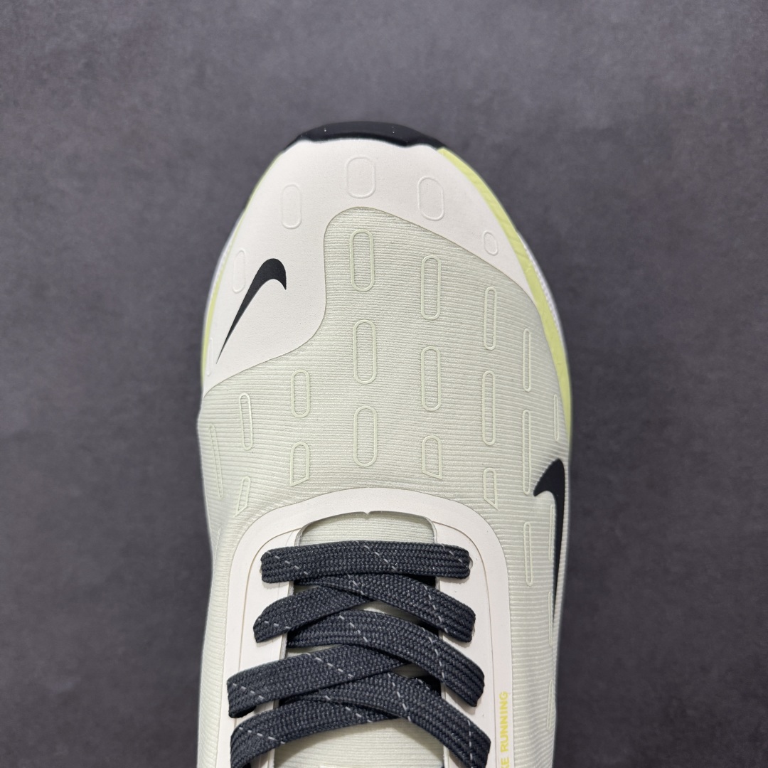 图片[8]-【公司级】NIKE Reactx X Infinty Run 4 GTX 马拉松机能风格运动鞋 简约大方的造型设计 随性休闲的时尚格调穿着舒适轻便 运动灵活自如 满足日常个性穿搭提供稳固支撑力和非凡抓地力缔造舒适非凡的迈步体验 货号： FB2197-100 尺码：36 36.5 37.5 38 38.5 39 40 40.5 41 42 42.5 43 44 45 46-选品中心