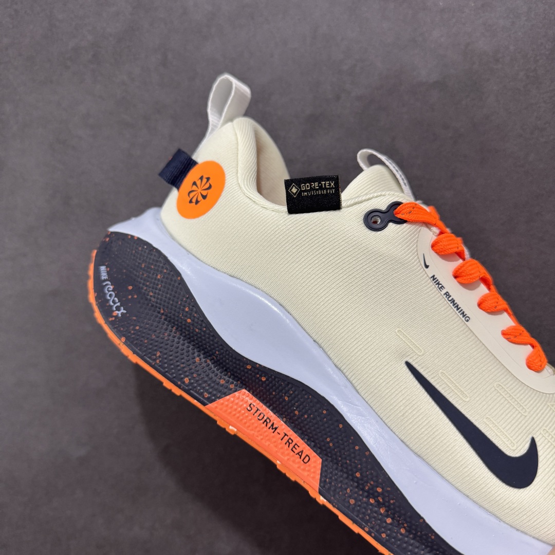 图片[6]-【公司级】NIKE Reactx X Infinty Run 4 GTX 马拉松机能风格运动鞋 简约大方的造型设计 随性休闲的时尚格调穿着舒适轻便 运动灵活自如 满足日常个性穿搭提供稳固支撑力和非凡抓地力缔造舒适非凡的迈步体验 货号： FB2204-002 尺码：36 36.5 37.5 38 38.5 39 40 40.5 41 42 42.5 43 44 45 46-选品中心