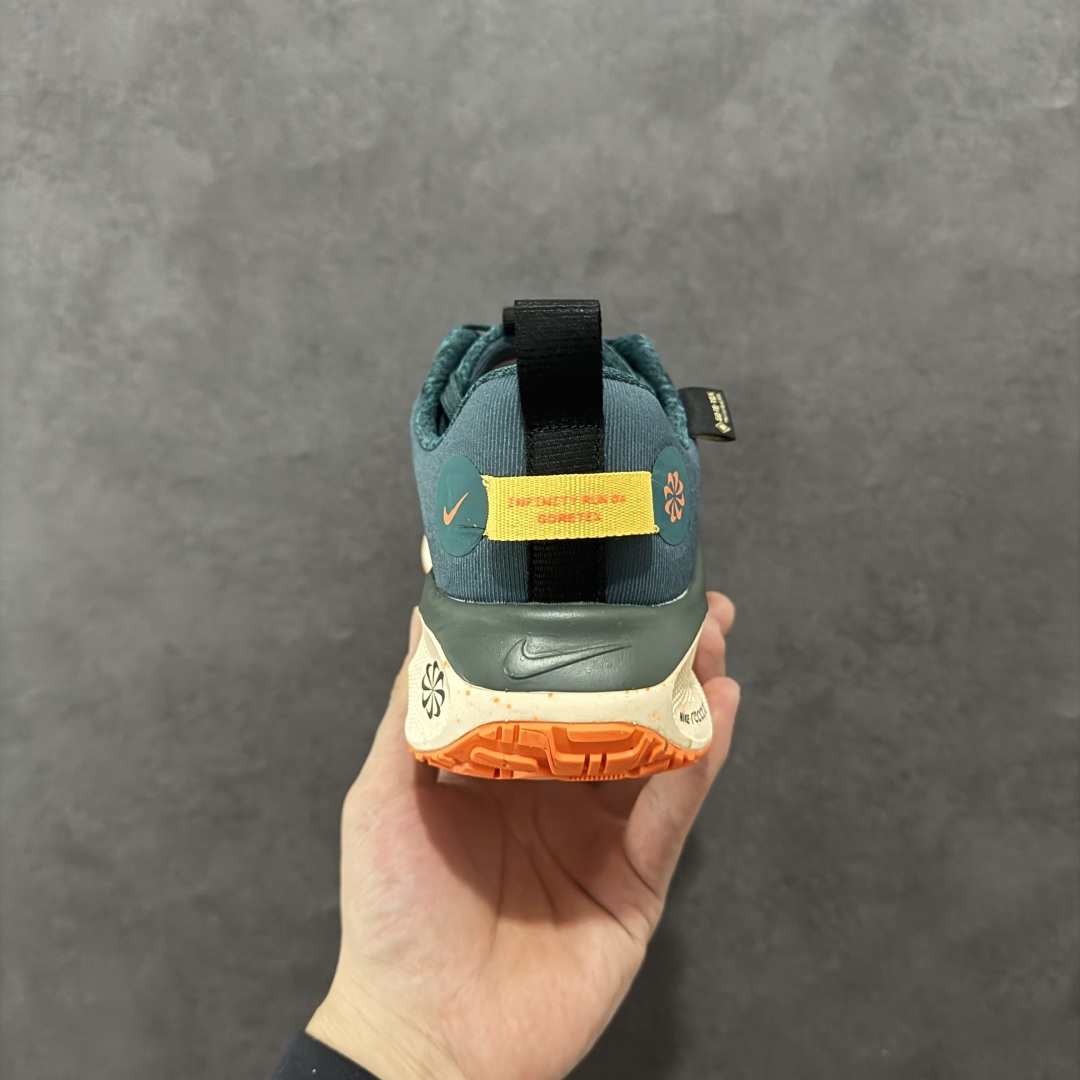 图片[4]-【公司级】NIKE Reactx X Infinty Run 4 GTX 马拉松机能风格运动鞋 简约大方的造型设计 随性休闲的时尚格调穿着舒适轻便 运动灵活自如 满足日常个性穿搭提供稳固支撑力和非凡抓地力缔造舒适非凡的迈步体验 货号： FB2204-300 尺码：36 36.5 37.5 38 38.5 39 40 40.5 41 42 42.5 43 44 45 46-选品中心