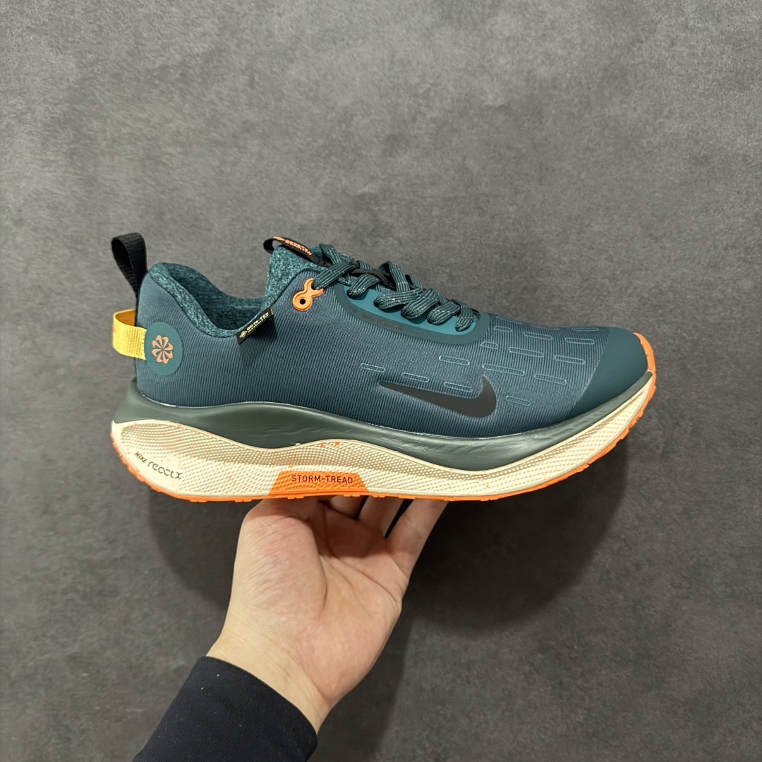 【公司级】NIKE Reactx X Infinty Run 4 GTX 马拉松机能风格运动鞋 简约大方的造型设计 随性休闲的时尚格调穿着舒适轻便 运动灵活自如 满足日常个性穿搭提供稳固支撑力和非凡抓地力缔造舒适非凡的迈步体验 货号: FB2204-300 尺码:36 36.5 37.5 38 38.5 39 40 40.5 41 42 42.5 43 44 45 46-选品中心