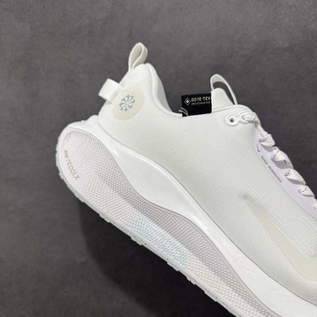 图片[5]-【公司级】NIKE Reactx X Infinty Run 4 GTX 马拉松机能风格运动鞋 简约大方的造型设计 随性休闲的时尚格调穿着舒适轻便 运动灵活自如 满足日常个性穿搭提供稳固支撑力和非凡抓地力缔造舒适非凡的迈步体验 货号： HQ0256-101 尺码：36 36.5 37.5 38 38.5 39 40 40.5 41 42 42.5 43 44 45 46-选品中心