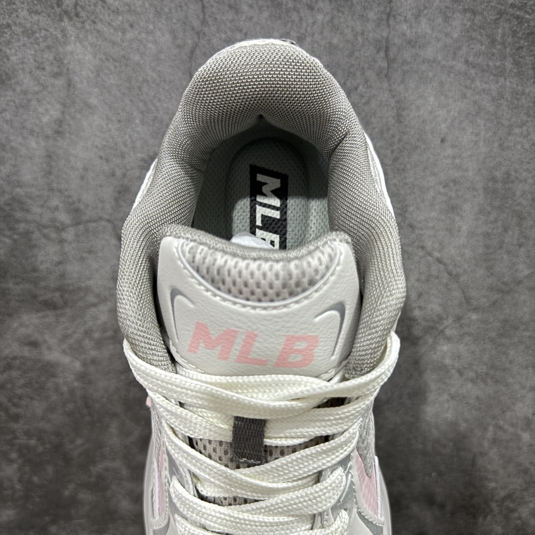 图片[8]-【纯原版】MLB Winner Chunky 25新款 NY百搭舒适休闲潮流运动厚底增高 防滑耐磨 低帮 老爹鞋白粉色 潮流厚底时尚街头赛博老爹鞋 MLB官方同步出货 虞书欣等众多潮流明星同款 高弹双层MD大底 原楦原档案数据开发版型（完美鞋头弧度/后套收口效果🆚市面文案版本‼️） 原厂立体填充鞋舌海绵 中底注胶孔原数据开发模具大底原厂转印标市面上唯一纯原版本 原材料打造 内增高6cm 原厂1：1模具开发 原厂进口纳米材质 原厂 全套手提袋 原盒雷射防伪标包装 天猫订单品质 官网尺码：35 36 36.5 37.5 38 38.5 39 40-选品中心