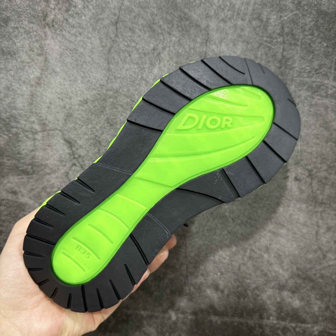 图片[9]-【广东纯原版本】Dior迪奥B35最新款老爹运动鞋 秋季新品，以时髦复古风格丰富经典系列。精心制作，可全年与休闲造型搭配 顺应复古市场的趋势的 Dad Shoes风格鞋款鞋舌上的Dior标志 也注明了这双鞋是运用了质感细腻的皮革和网眼布面材质拼接成鞋身，鞋身两侧有显眼的字母CD 表明身份，鞋身多处线条勾勒细节 让鞋子看起来不那么单调、复古立体感十足！配送专柜精美包装 面料：原版定制牛皮 内里：进口透气网里 鞋底：开模防滑大底 尺码： 35-45-选品中心