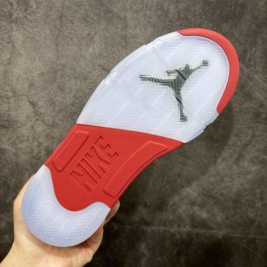 图片[9]-【PK纯原】Air Jordan 5 Retro \”Fire Red Black Tongue\” AJ5 乔5流川枫 火焰红 篮球鞋 HQ7978-101 国内一线大厂出品 匠心打造 原厂皮料原厂数据 全新纸板 模具打造 外贸 平台高端零售专供品质 品质毋庸置疑 一眼正品既视感 细节均已解码 尺码：40 40.5 41 42 42.5 43 44 44.5 45 46 47.5-选品中心