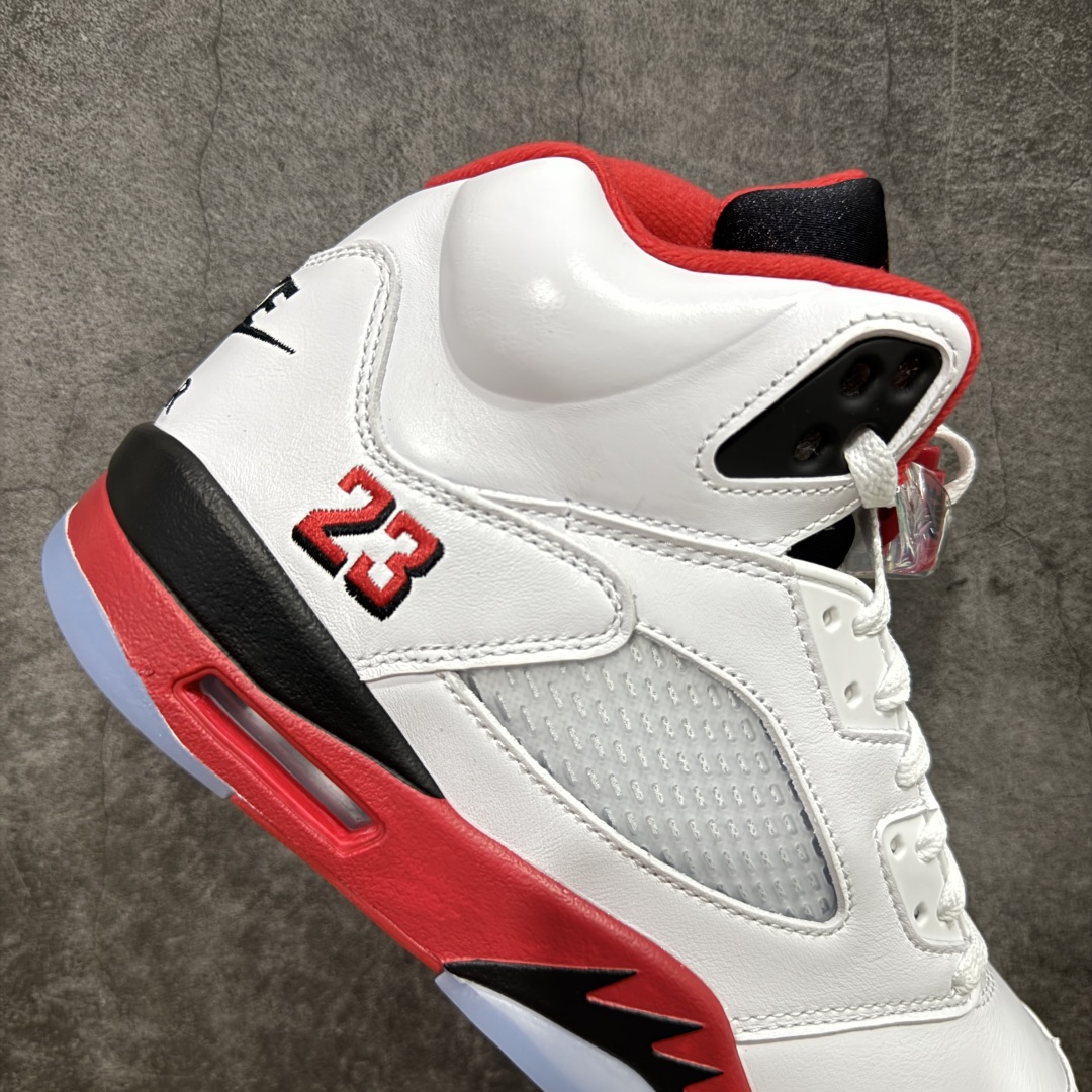 图片[7]-【PK纯原】Air Jordan 5 Retro \”Fire Red Black Tongue\” AJ5 乔5流川枫 火焰红 篮球鞋 HQ7978-101 国内一线大厂出品 匠心打造 原厂皮料原厂数据 全新纸板 模具打造 外贸 平台高端零售专供品质 品质毋庸置疑 一眼正品既视感 细节均已解码 尺码：40 40.5 41 42 42.5 43 44 44.5 45 46 47.5-选品中心