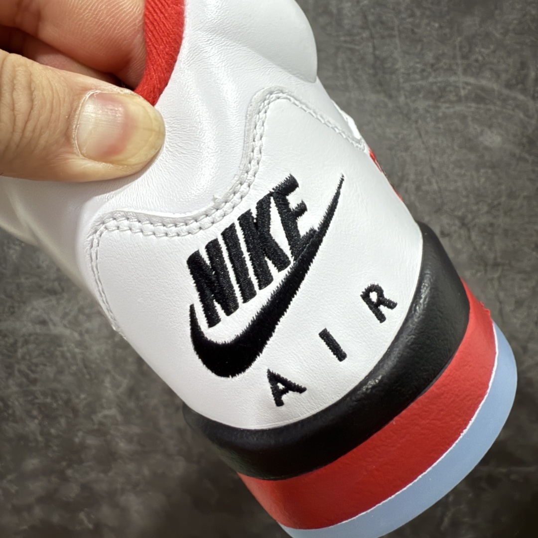 图片[2]-【PK纯原】Air Jordan 5 Retro \”Fire Red Black Tongue\” AJ5 乔5流川枫 火焰红 篮球鞋 HQ7978-101 国内一线大厂出品 匠心打造 原厂皮料原厂数据 全新纸板 模具打造 外贸 平台高端零售专供品质 品质毋庸置疑 一眼正品既视感 细节均已解码 尺码：40 40.5 41 42 42.5 43 44 44.5 45 46 47.5-选品中心