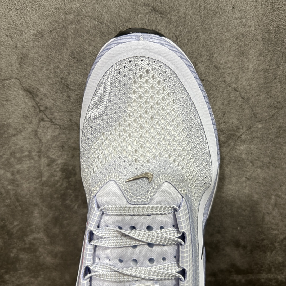 图片[5]-【S版纯原】Nike Pegasus Premium Airscape 舒适百搭减震防滑耐磨透气 低帮跑步鞋     低帮跑步鞋，黑红配色，简约又不失活力，上脚超吸睛。  它不仅颜值高，性能更是一绝！  全掌气垫科技，减震防滑超耐磨，每一步都能感受到强劲回弹，给双脚舒适支撑。  透气鞋面，跑步时双脚也能自由呼吸。    #独家原包 原底原料 开模打造  #原厂鞋标 高精密准度  #原楦原纸板开发 匹配原版98%以上  #后跟弧度 正确呈现  #原厂皮料 质感无敌  #皮料切割干净 无任何毛边 清洁度细节完美    货号：HQ2592-004    尺码：35.5 36 36.5 37.5 38 38.5 39 40 40.5 41 42 42.5 43 44 45 46.5-选品中心