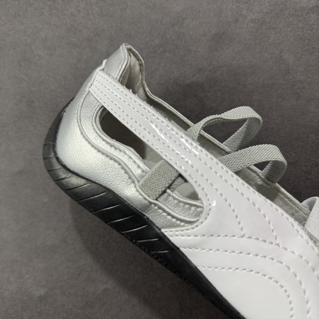 图片[6]-【PE版本】PUMA Speedcat BALLET Metallic Wns 玛丽珍芭蕾鞋 安福独家品质 非市场流通版本 品质材料做工都优于市场同价位货 配色酷感拉满 低帮设计超显脚踝纤细，上脚轻盈又舒适 不管日常出街还是运动都适配，防滑耐磨超抗造。 货号：401587-41 尺码：35.5 36 37 37.5 38 38.5 39 40 40.5 41-选品中心