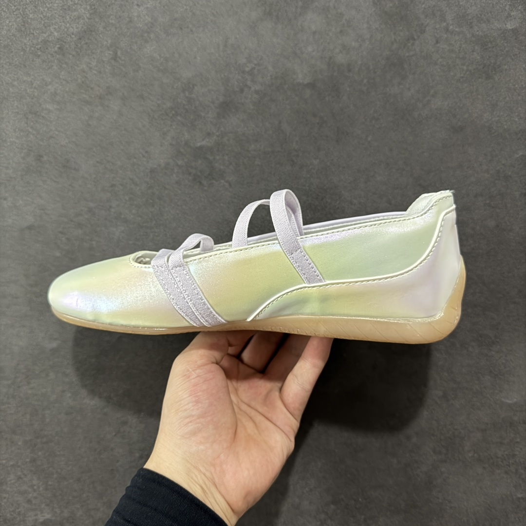 图片[2]-【公司级】Puma Speedcat 舒适百搭 低帮 芭蕾鞋 #朴彩英 rose 同款 白色配色甜酷感拉满 低帮设计超显脚踝纤细，上脚轻盈又舒适。不管日常出街还是运动都适配，防滑耐磨超抗造。 尺码：36 37.5 38 38.5 39 40-选品中心