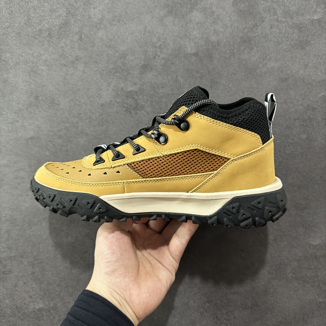 图片[2]-【公司级】Timberland Greenstride Motion 6 添柏岚防滑耐磨低帮户外功能鞋 简约大方的造型设计，给人以随性休闲的时尚格调，穿着舒适轻便，运动灵活自如，满足日常个性穿搭。Timberland户外品牌最早成立于1918年的美国波士顿，它的成功故事就从第一双防水皮靴Yellow Boots开始。这双具备完全防水机能的靴子瞬间广受好评，他那独创又不失古典的款式，以及大胆使用黄色的崭新风格，吸引了广大消费者的目光。现今仍不改其原有风貌的这双黄靴，就是火遍全球的“大黄靴”。Timberland的高端工艺、实穿耐用等特点让他拥有绝对鞋界地位。 尺码：40 41 41.5 42 43 43.5 44 44.5 45 45.5 46-选品中心