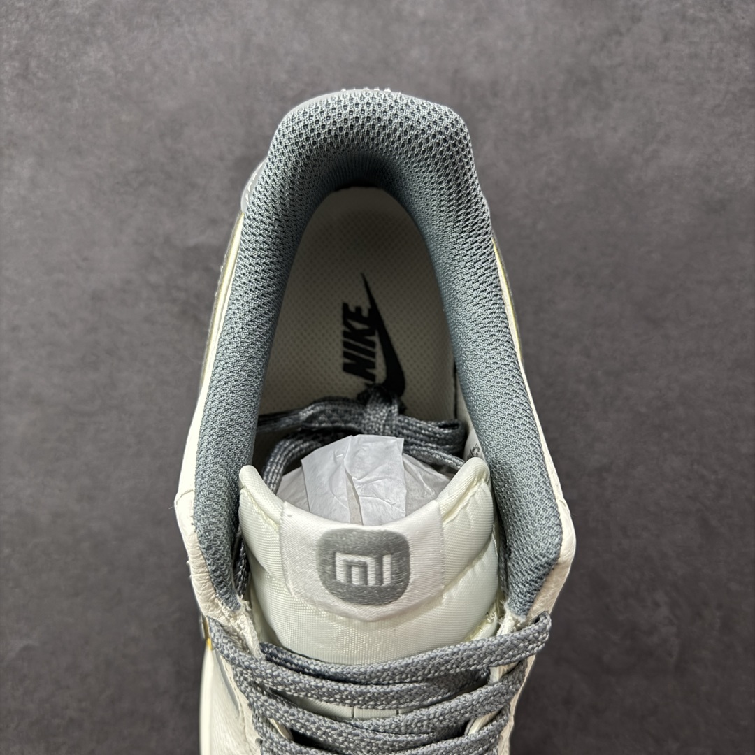  
【定制版】海外限量发售NIke Air Force 1 '07 Low “xiaomi联名——寒武岩