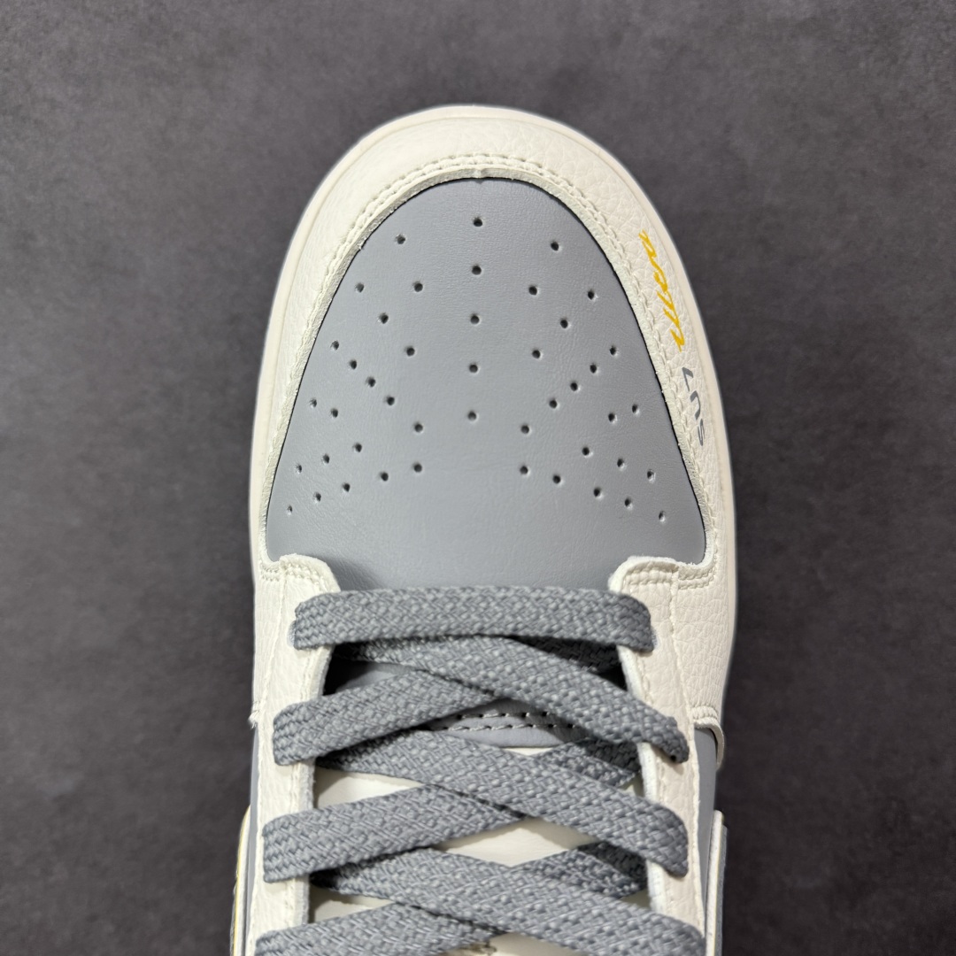  
【定制版】海外爆款限量发售！Nike SB Dunk Low“ xiaomi联名——寒武岩灰”  周
