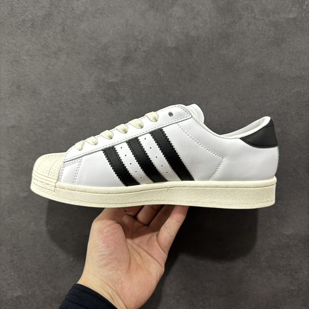 图片[2]-【公司级】Adidas Originals Superstar 2025全新版本 贝壳头 渠道正品订单 诠释市场最高工艺水平 贝壳头经典小白板鞋 专柜上架同步配色 全鞋进口头层皮料打造。区别市面普通真标版本，进出专柜无压力 货号：JI3138 尺码：35 36 36.5 37.5 38 38.5 39 40 40.5 41 42 42.5 43 44 44.5 45-选品中心