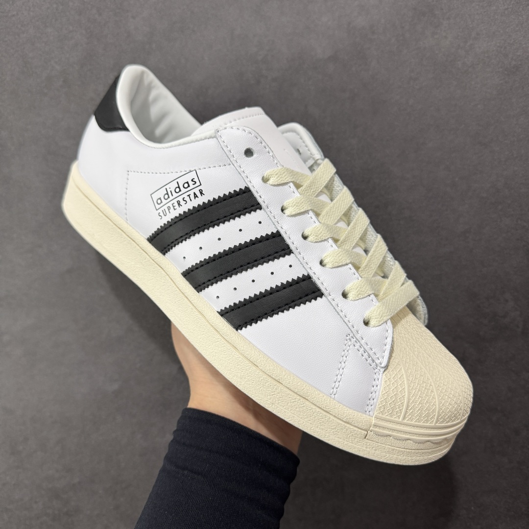 图片[3]-【公司级】Adidas Originals Superstar 2025全新版本 贝壳头 渠道正品订单 诠释市场最高工艺水平 贝壳头经典小白板鞋 专柜上架同步配色 全鞋进口头层皮料打造。区别市面普通真标版本，进出专柜无压力 货号：JI3138 尺码：35 36 36.5 37.5 38 38.5 39 40 40.5 41 42 42.5 43 44 44.5 45-选品中心