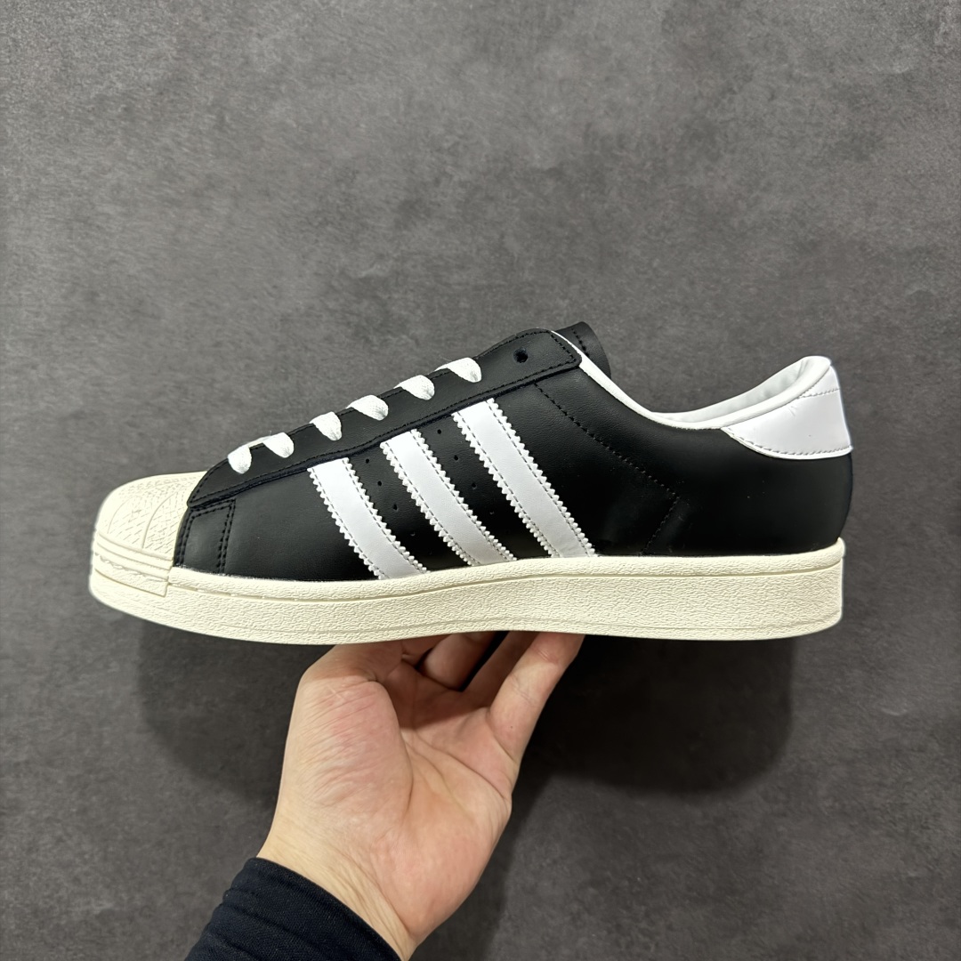 图片[2]-【公司级】Adidas Originals Superstar 2025全新版本 贝壳头 渠道正品订单 诠释市场最高工艺水平 贝壳头经典小白板鞋 专柜上架同步配色 全鞋进口头层皮料打造。区别市面普通真标版本，进出专柜无压力 货号：JI0319 尺码：35 36 36.5 37.5 38 38.5 39 40 40.5 41 42 42.5 43 44 44.5 45-选品中心