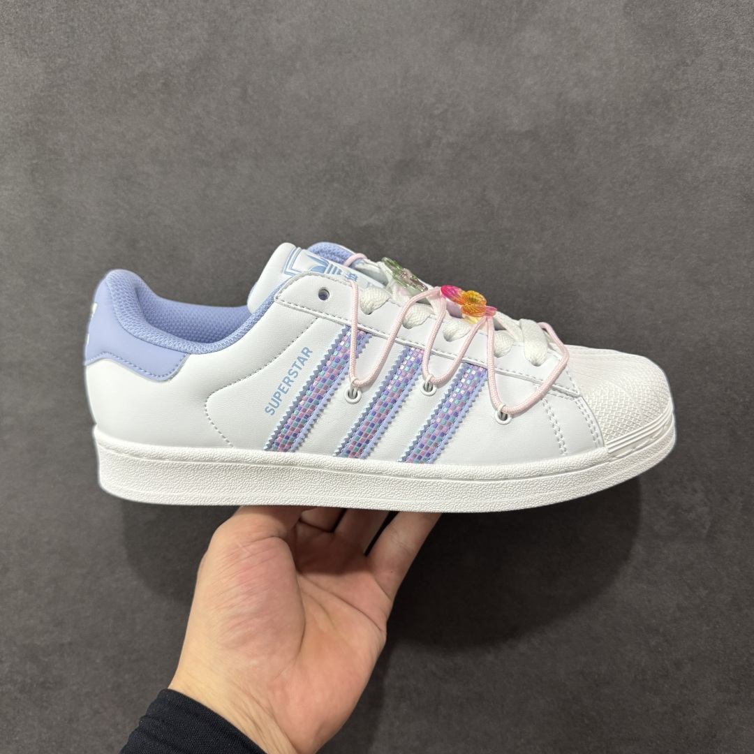 【公司级】阿迪达斯/三叶草Adidas Originals Superstar\”Mint Green\”经典贝壳头系列低帮百搭休闲运动板鞋D“皮革浅白蓝绑绳”JR1332 采用粒面牛剖革鞋面材质 新版改良全包围鞋垫 正确新版鞋底模具及扇贝头盖片 尺码:35 36⅔ 37⅓ 38 38⅔ 39⅓ 40-选品中心