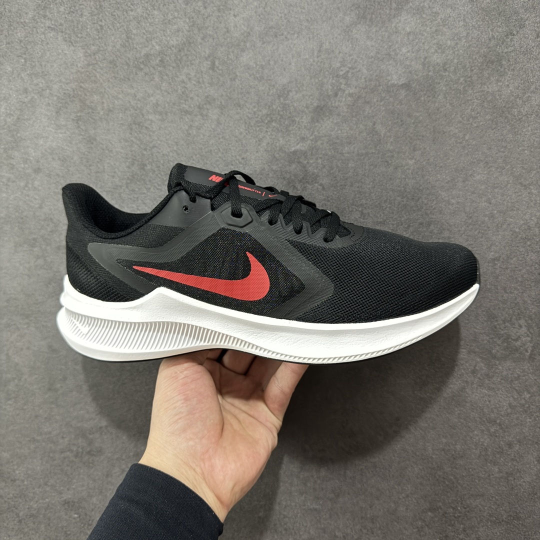 【公司级】Nike Zoom WINFLO V10 3M 代轻质透气休闲运动跑步鞋 采用了后掌气垫(Air-Zoom)的设计,升级中底为Cushlon ST,材质上更显得轻盈透气,耐磨性提高同时也使运动鞋在穿着的时候灵活度也得以提升。 货号:C19981-005 尺码:36-46带半码-选品中心