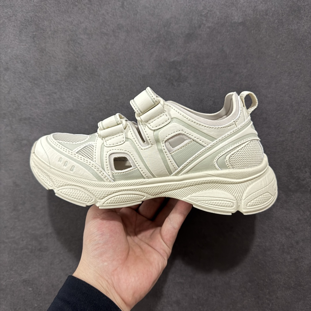 图片[2]-【纯原平台版】MLB棒球联盟网红老爹鞋 韩国洋基队NY大标潮流老爹鞋凉鞋 沙滩鞋 原楦原档案数据开发版型 完美鞋头弧度/后套收口效果🆚市面文案版本‼️ 原厂立体填充鞋舌海绵 中底注胶孔原数据开发模具大底原厂转印标 市面上唯一纯原版本 原材料打造 内增高6cm 原厂1：1模具开发 原厂进口纳米材质 原厂 全套手提袋 原盒雷射防伪标包装 天猫订单品质 官网尺码35 36 36.5 37.5 38 38.5 39 40 40.5 41 42 42.5 43 44 45-选品中心