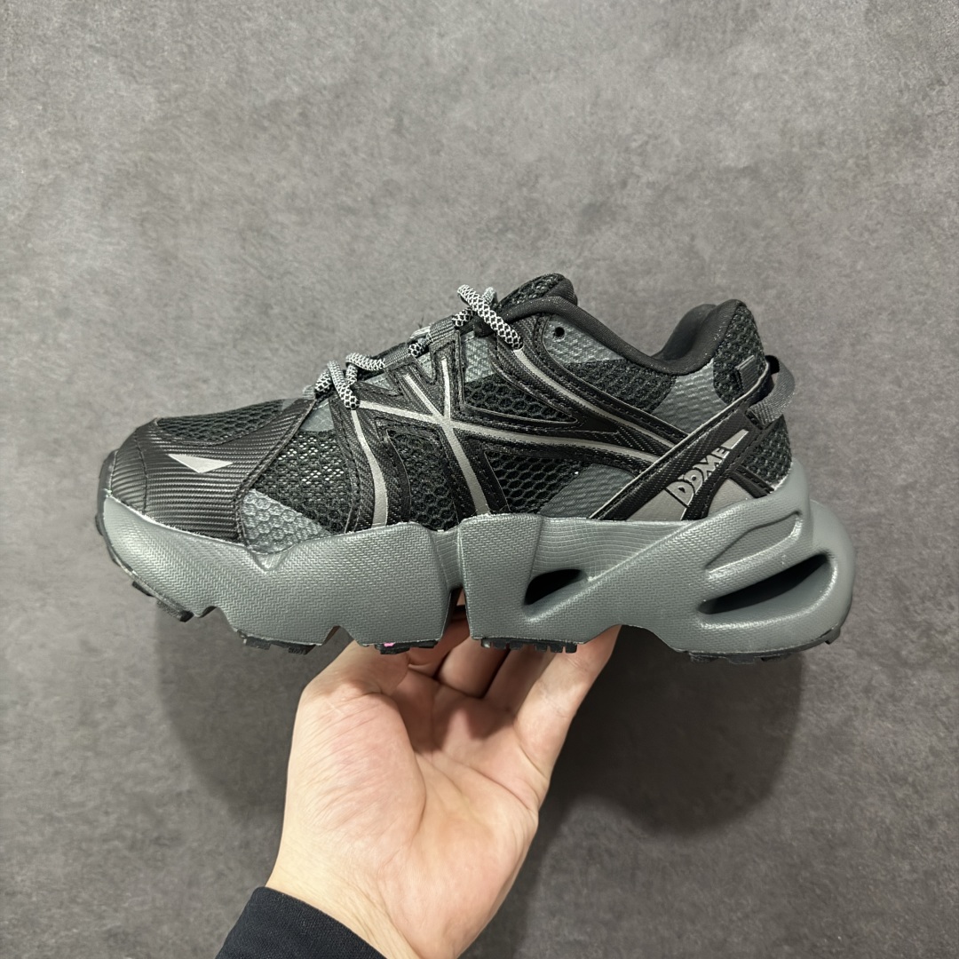 图片[2]-【纯原版】MLB Chunky Runner Basic 镂空网纱老爹慢跑鞋系列 Korea韩国联名NY美国榄球纽约洋基队限定 韩国代购专供 全套原楦原纸板原厂数据开发 正确中底拉帮中底网布细节 平台代购专供 左脚内置芯片 韩国代购吊牌标贴 独家一比一RB+MD组合大底 高频后跟小人Logo精准对位立体饱满 正确网布加超迁鞋面 转印中底走线紧密 转印Logo工艺表层防刮不掉色 尺码：35-45-选品中心