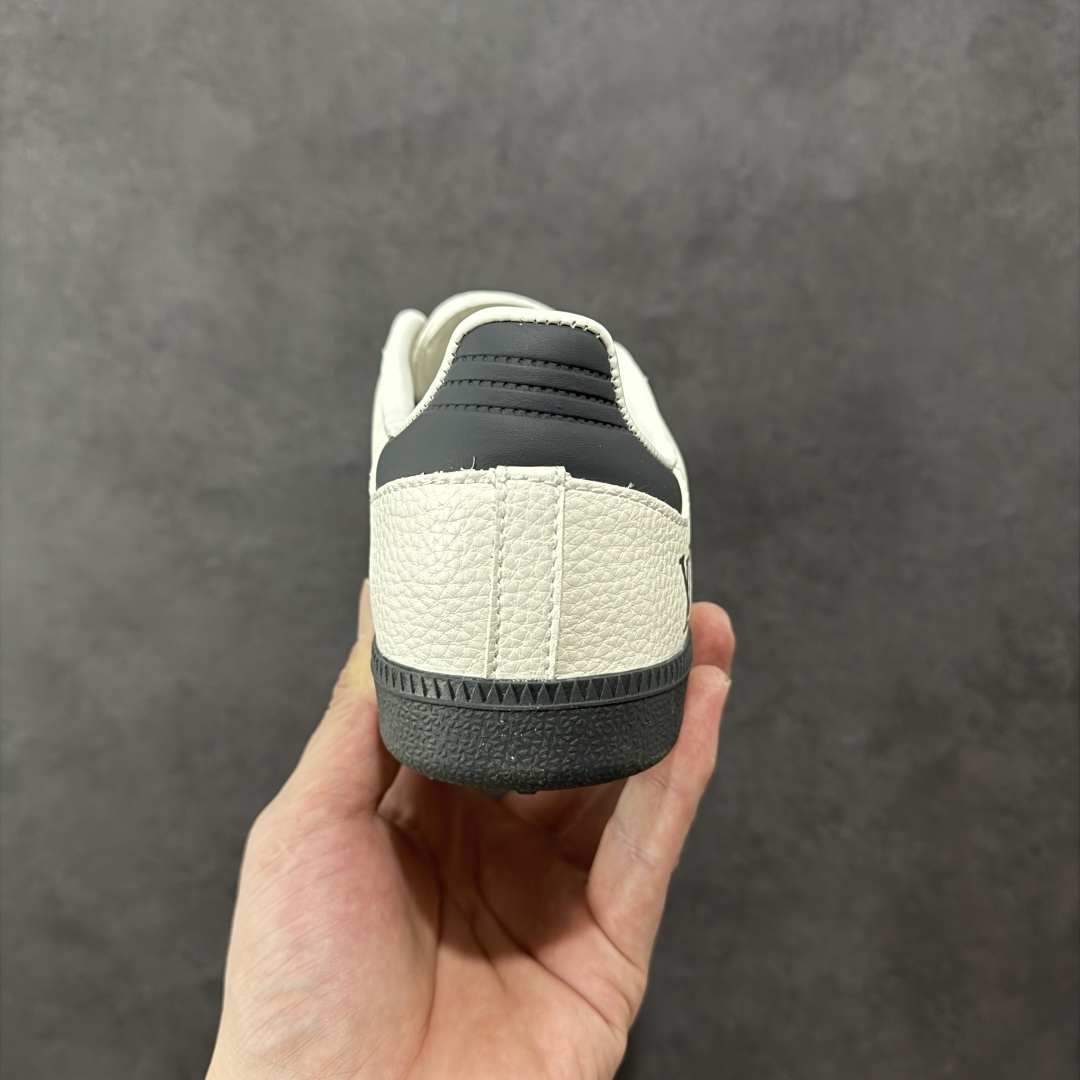  
【定制版】adidas originals Samba OG x Louis Vuitton 灰白
